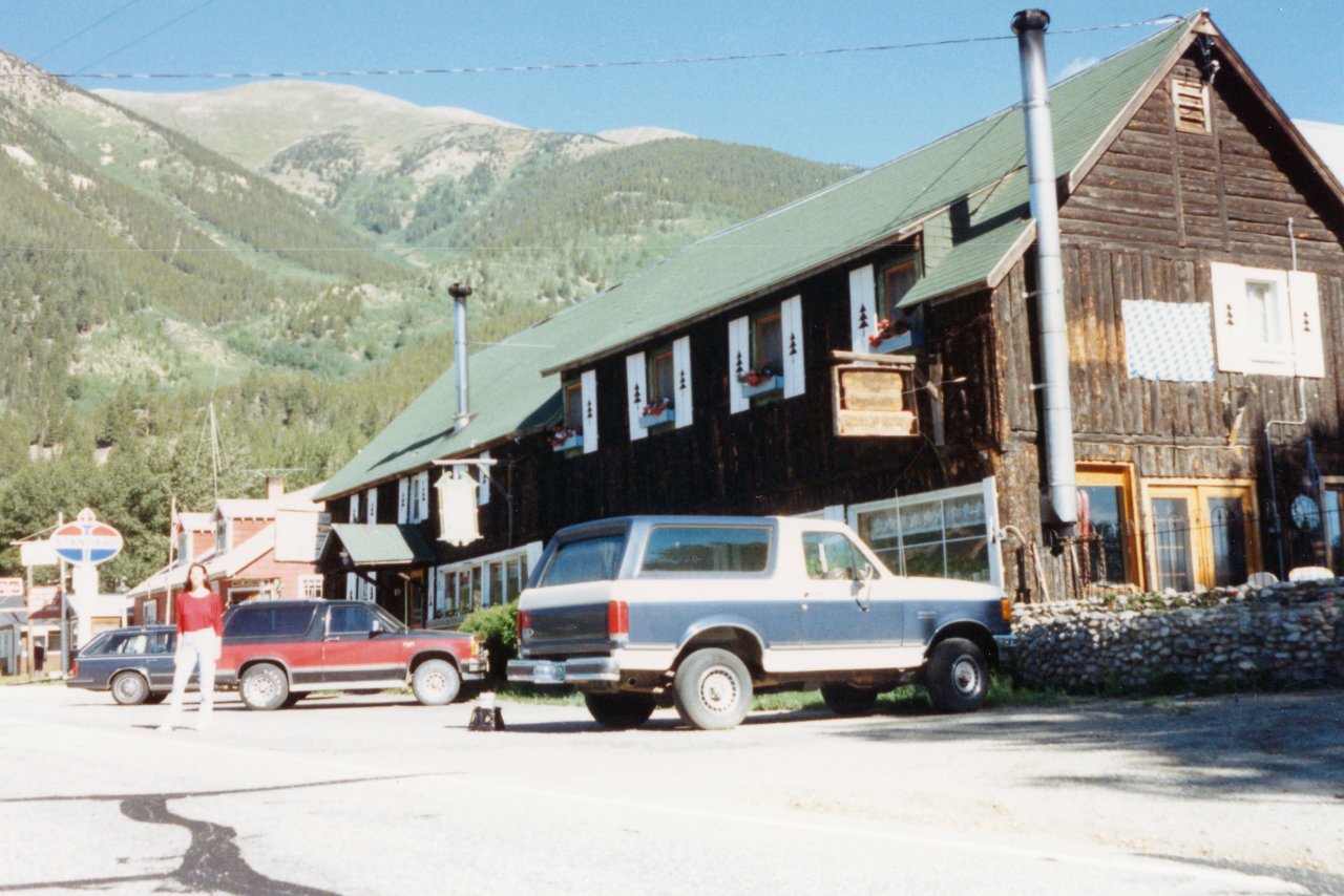 AandM 1st trip to Co-Twin Lakes town 88-89